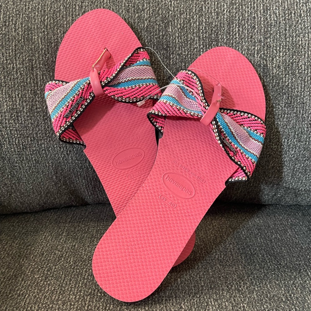 NWT Havaianas You St. Tropez Pink Porcelain Sandals